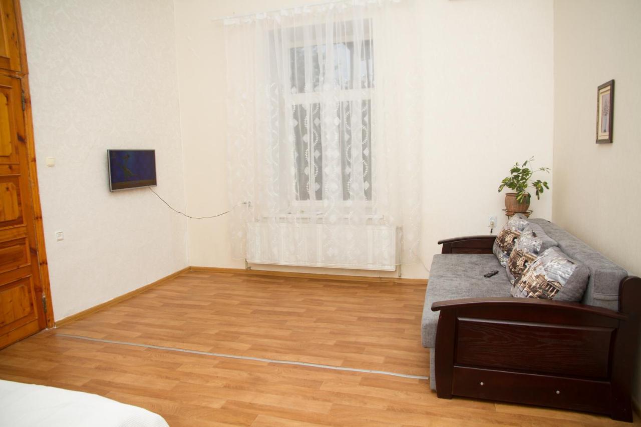 Apartment On Zhukovskogo Odesa Exterior foto
